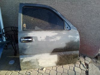 2006-2007 GMC SIERRA FENDERS AND DOORS