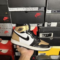 Jordan Patent Gold Toe 1s size 12 USED But Clean