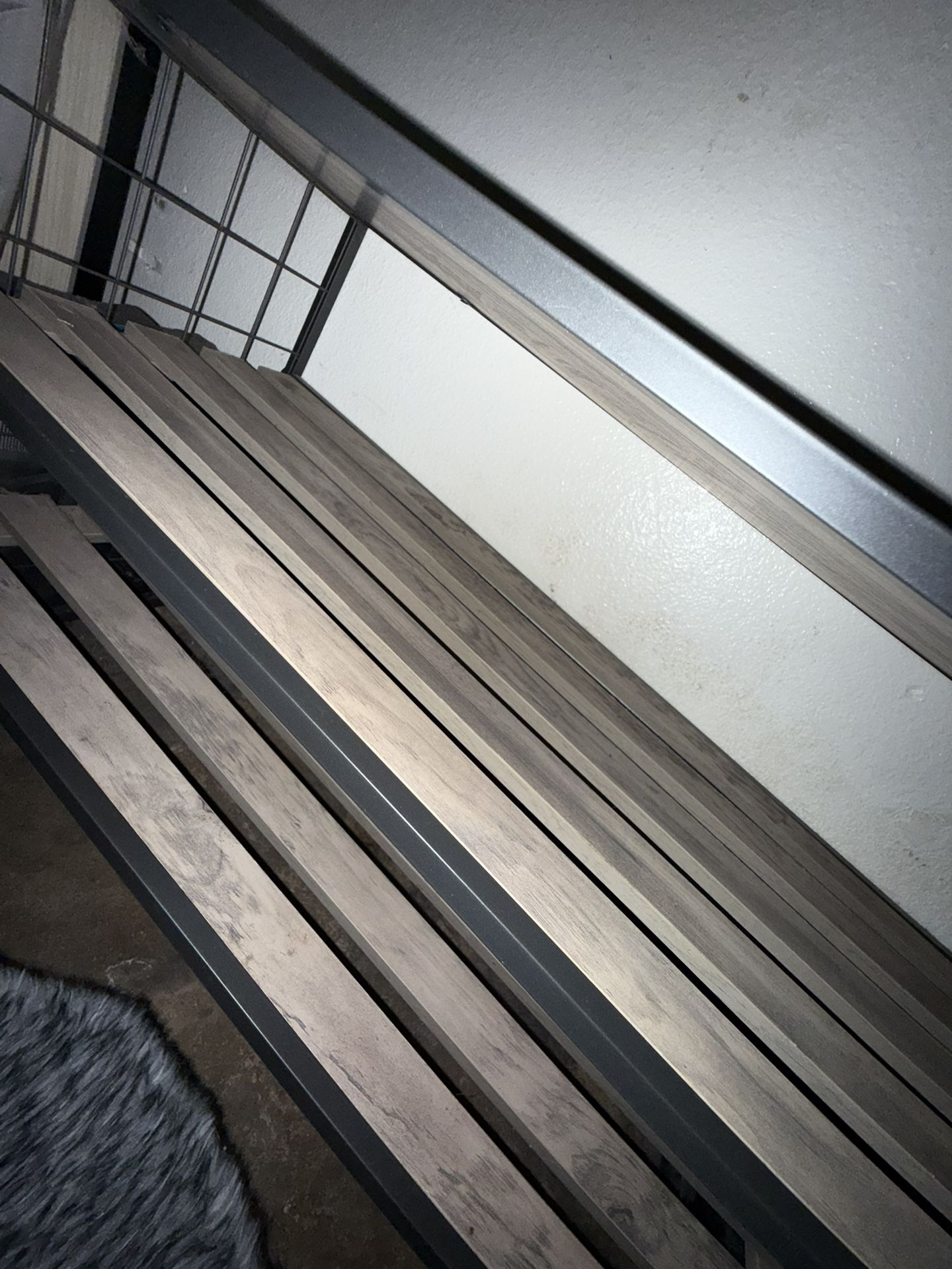 HEAVY DUTY SHOE OR SHELF RACK