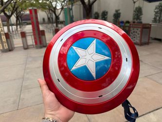 Captain america shield sipper avengers campus disneyland