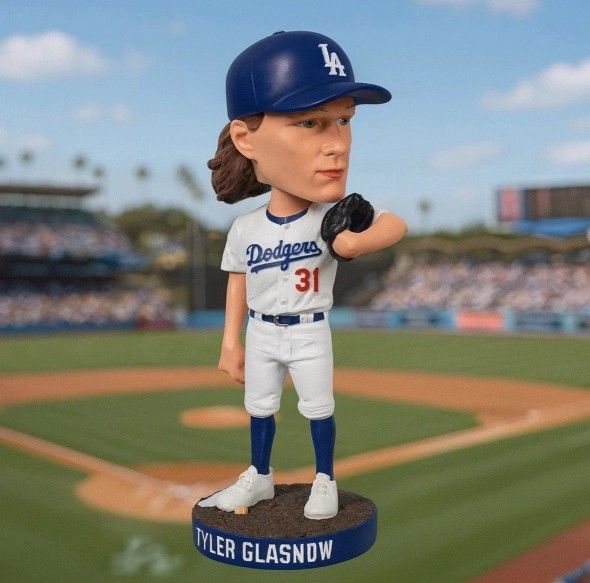 Tyler Glasnow Bobblehead 2025 