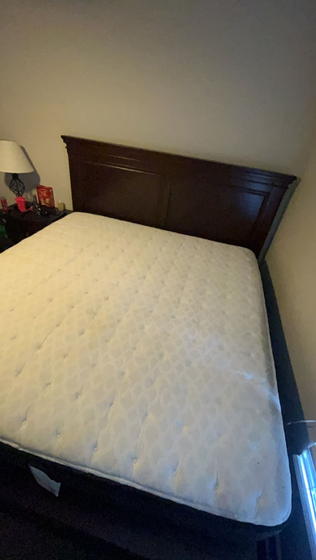KING SIZE FRAME AND MATTRESS