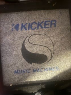 Enclosed 12’ subs -Kicker comp VR