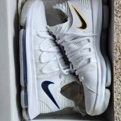 Nike KD10 Numbers Size 10.5