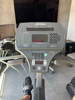 Life fitness store 93ri recumbent bike