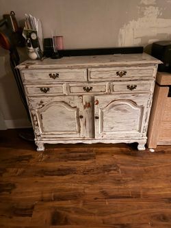 Shabby Chic Vintage Cabinet