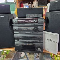 Sony Hi-Fi Stereo System 5 CD Dual Cassette Speakers Remote
