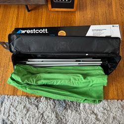 Westcott X-Drop Wrinkle Resistant Backdrop Kit - Chroma-Key Green , 5’ x 7’