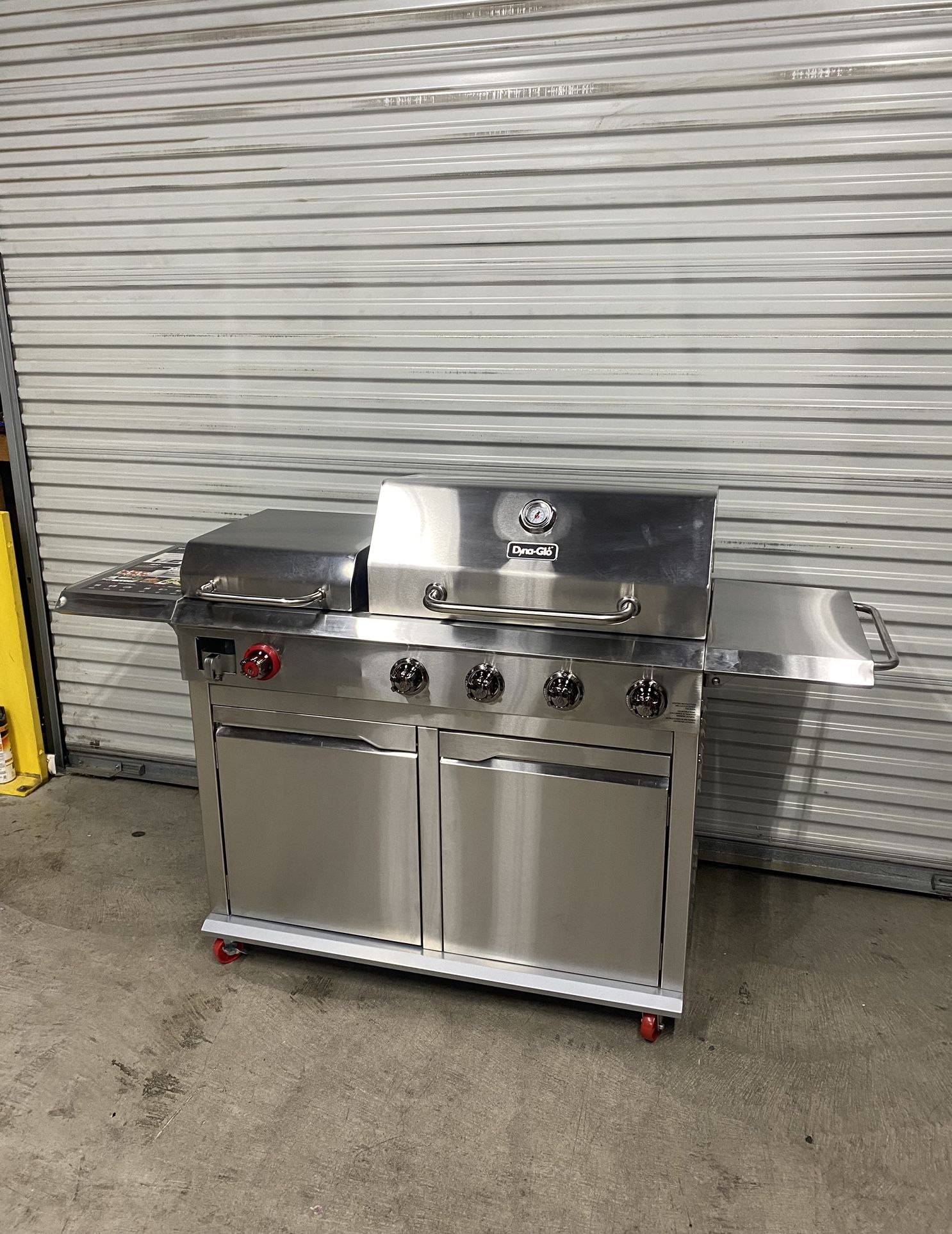 Dyna-Glo 4-Burner Propane Gas Grill in Stainless Steel with Griddle for  Sale in Upland, CA - OfferUp