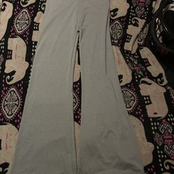 Grey leggings