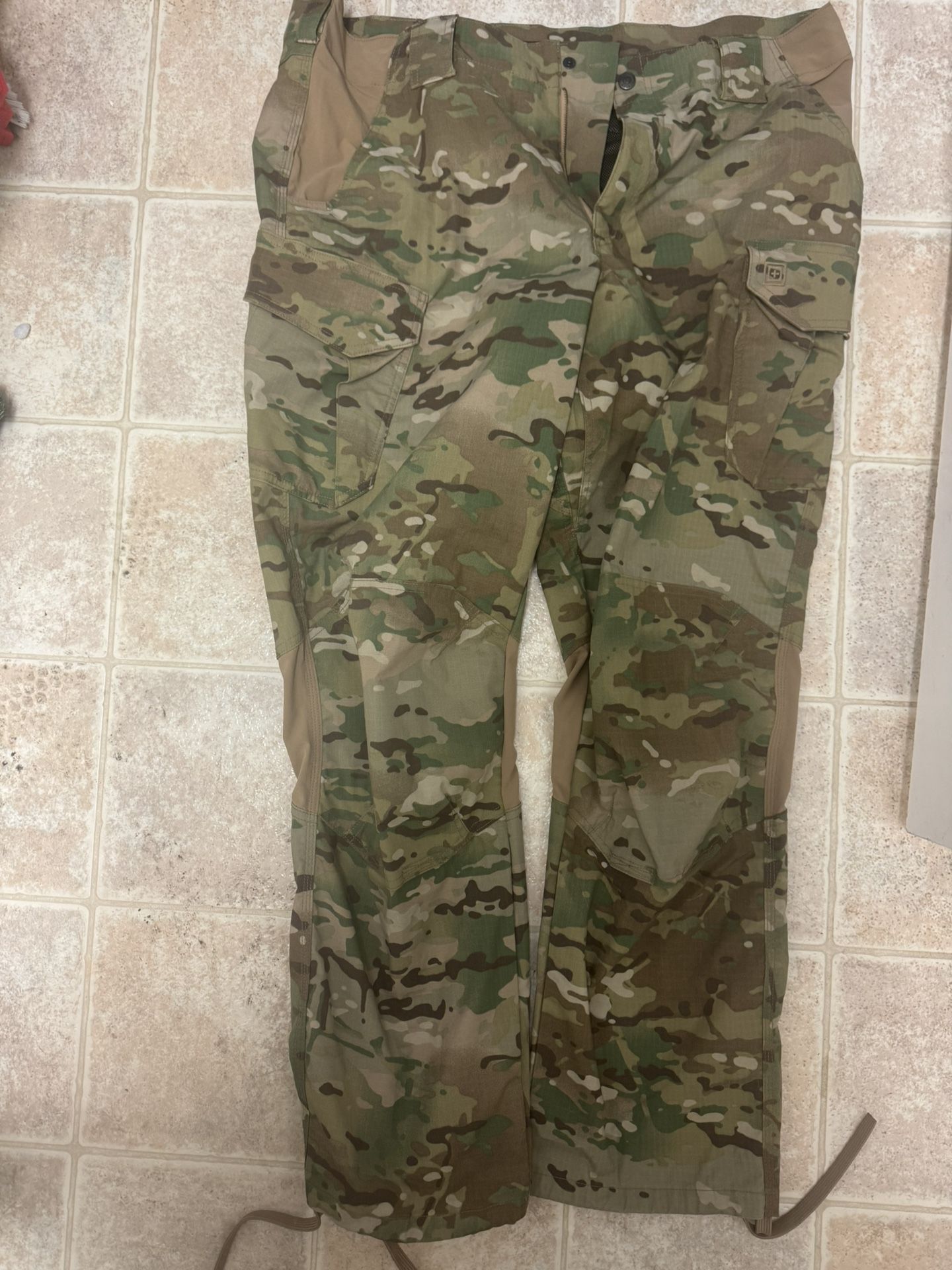 511 Camo /tan Shirt and Pants
