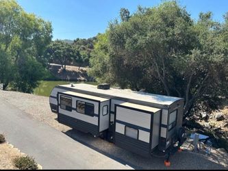 2019 Forest River Cherokee Grey Wolf 36ft