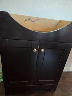 Bathroom vanity