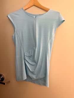 Athleta top