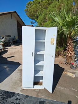 5 Shelf Shop or Garage Storage Metal Cabinet