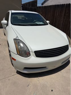 2007 infinity g35 couple