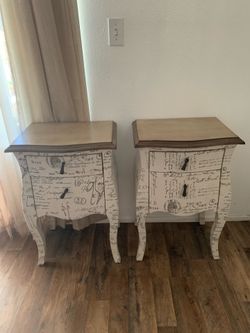 2 nightstands. 2x$75