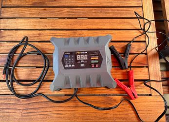 Clore Automotive Solar Pro-Logix PL2310 Battery Charger/Maintainer 6/12-Volt 10 Amp
