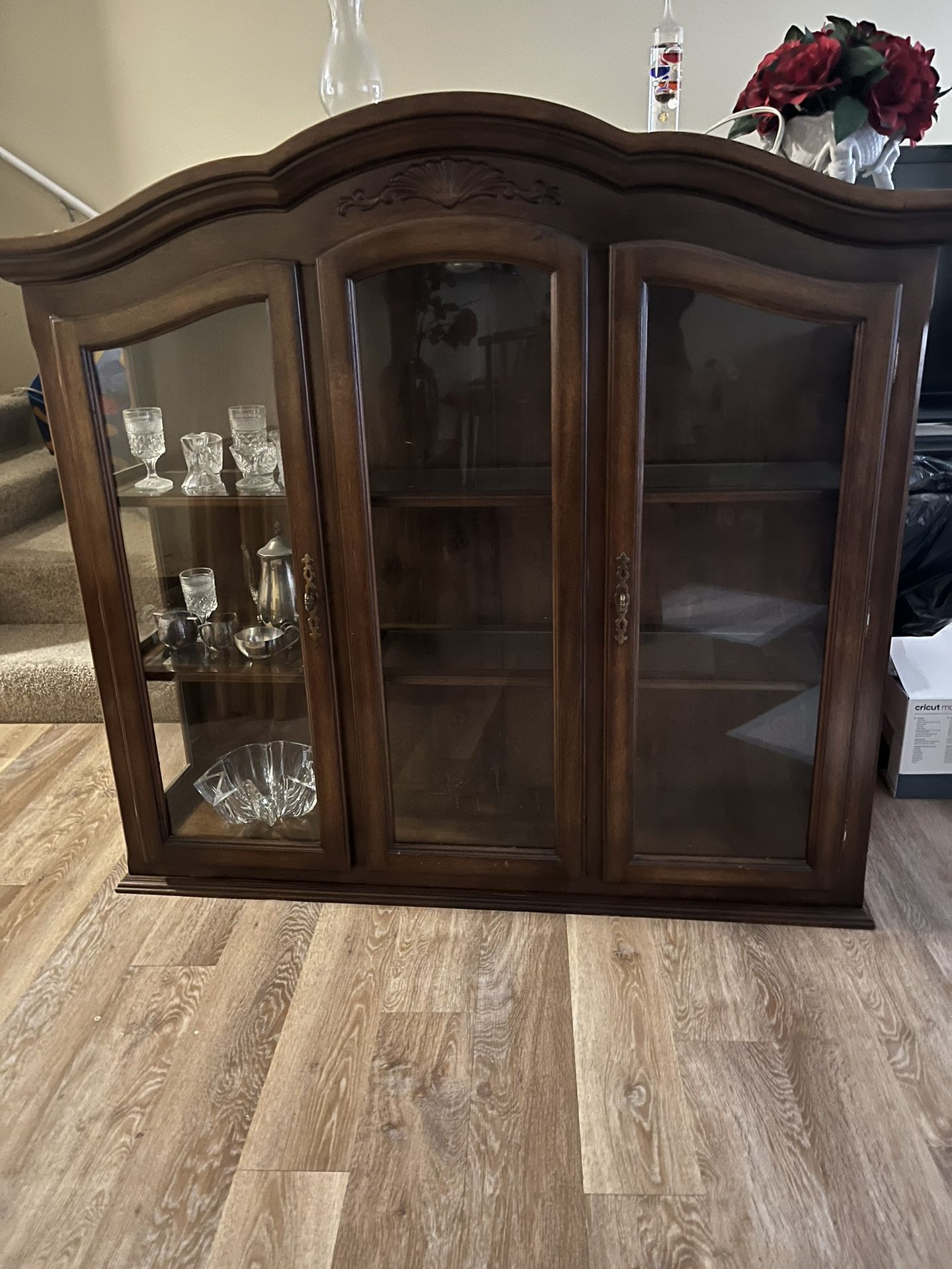 “Antique” Hutch with Glass Shelves and Lighting
