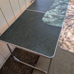 Foldable Table