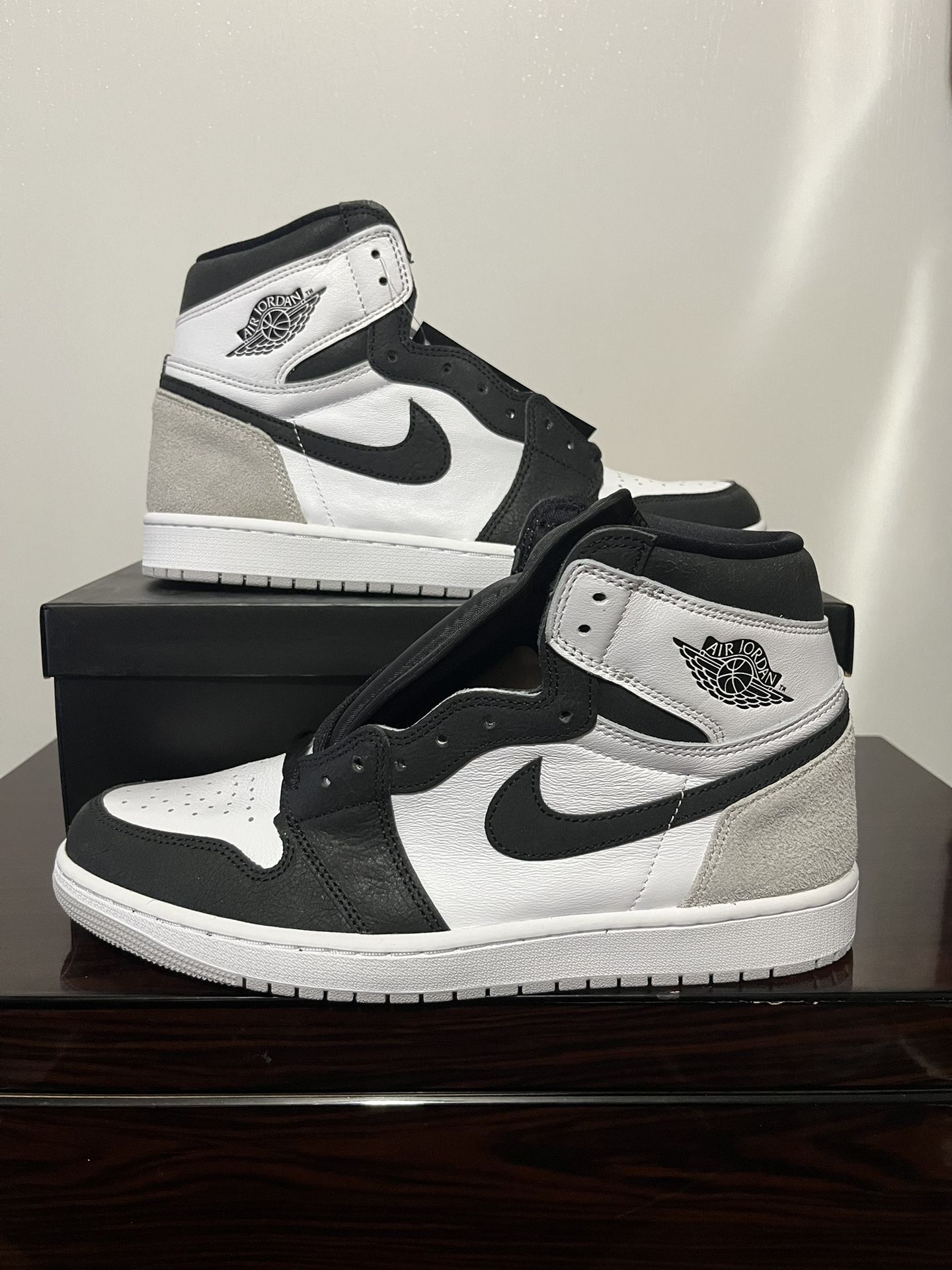 New Size 12 - Air Jordan 1 Retro OG High Stage Haze Bleached Coral - 555088-108
