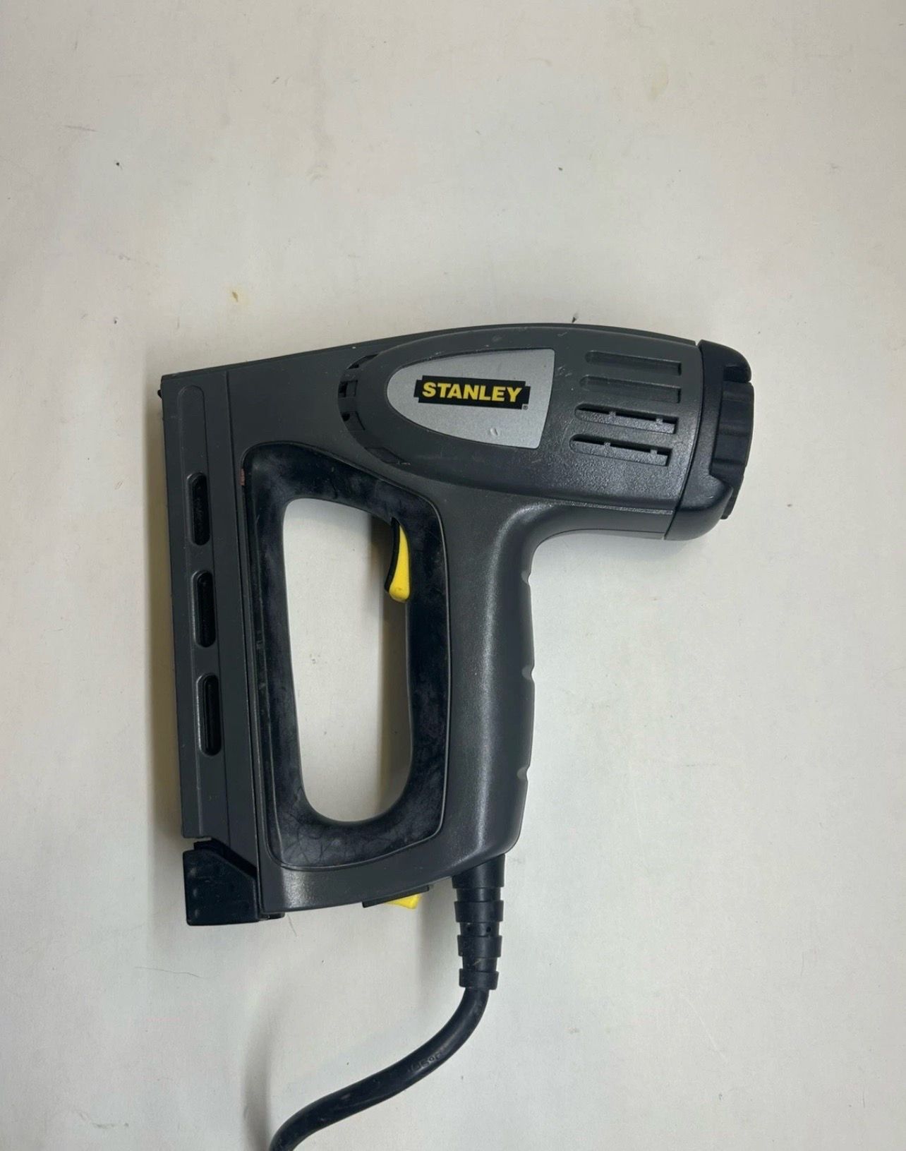 STANLEY Hand Tools Corded Electric Stapler 120v 60Hz 10 AMP TRA Staples (TRE550)