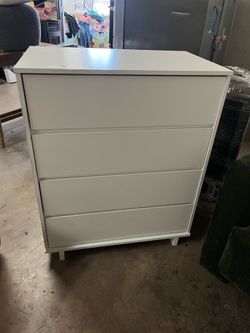 4- Drawer Chest - White