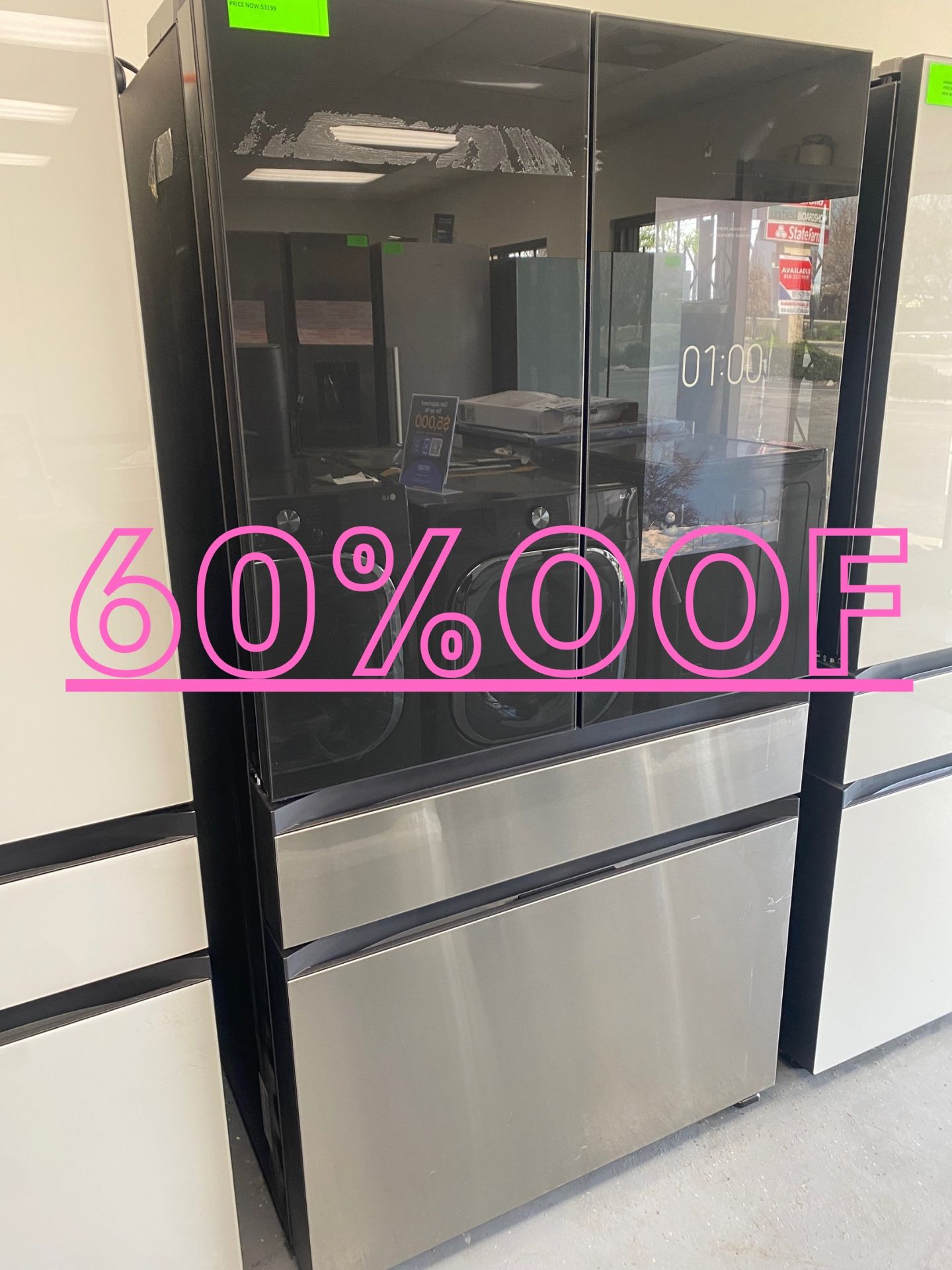 Bespoke 4-Door French Door Refrigerator (23 cu. ft.) – with Top Left and Family Hub™ Panel in Charcoal Glass - and Matte Black Steel Middle and Bottom