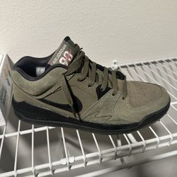 Nike Shoe  Size 10