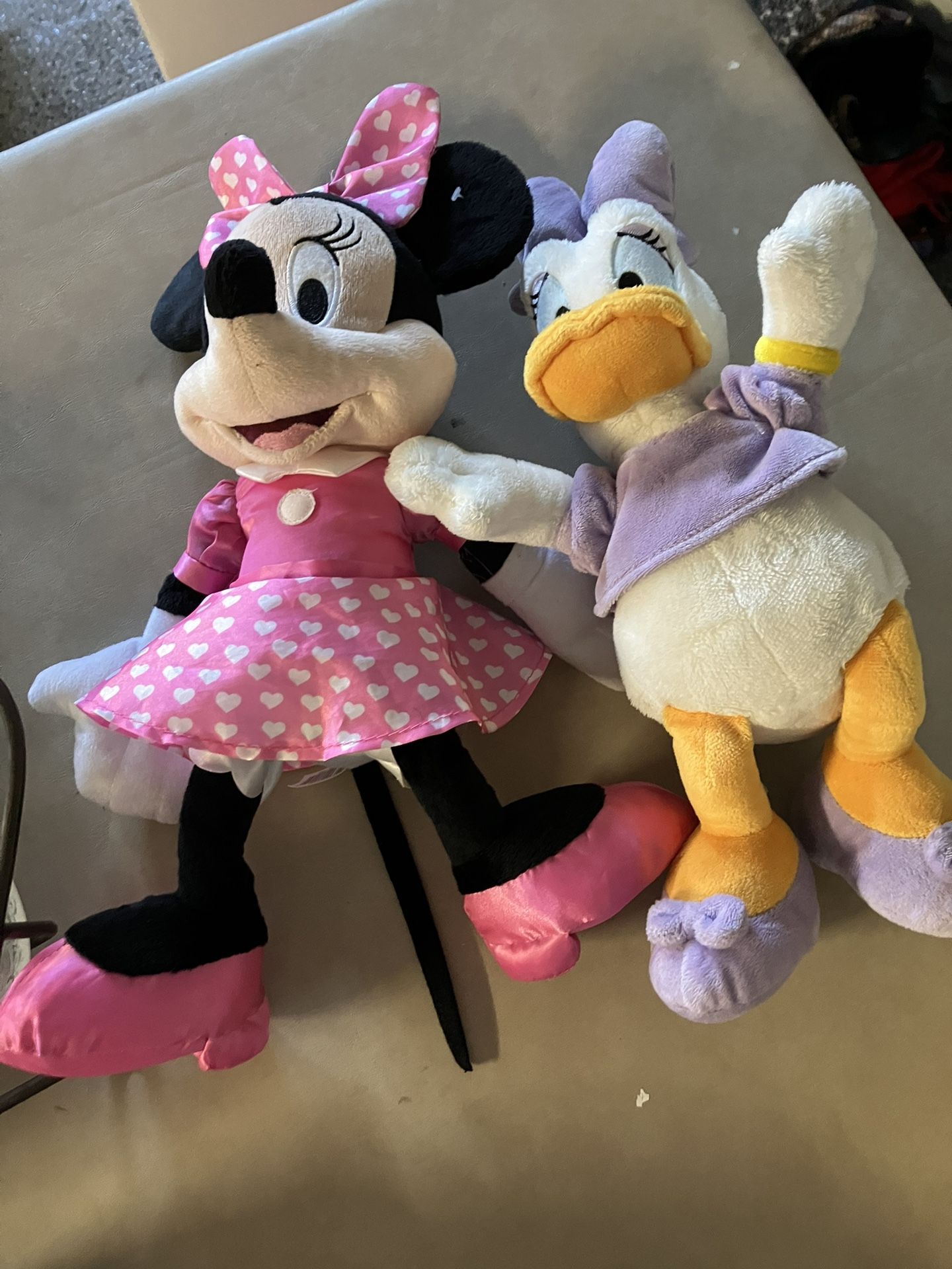 Minnie Mouse And Daisy Duck Stuffed Animals 