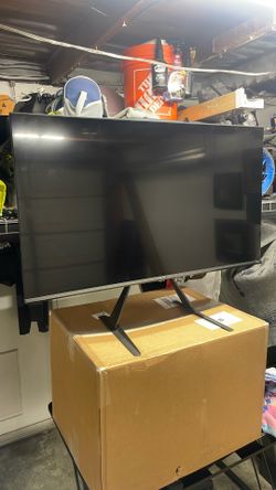 Hisense TV - Works Great