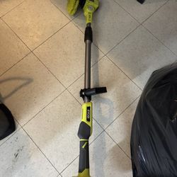 RYOBI ONE+ 18V Cordless Telescoping Power Scrubber (Tool Only)