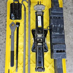 2007-2014 Chevy Express 2500, 3500 Sper Tire Emergency Jack And Tool Kit