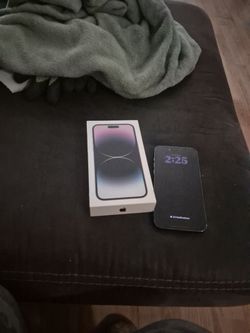 Apple iPhone 14 Pro with Box