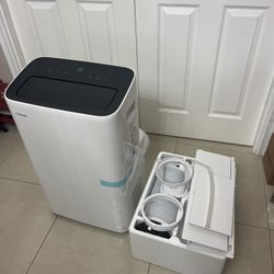 Portable Air Conditioner Toshiba For Up To 250 Sq. ft