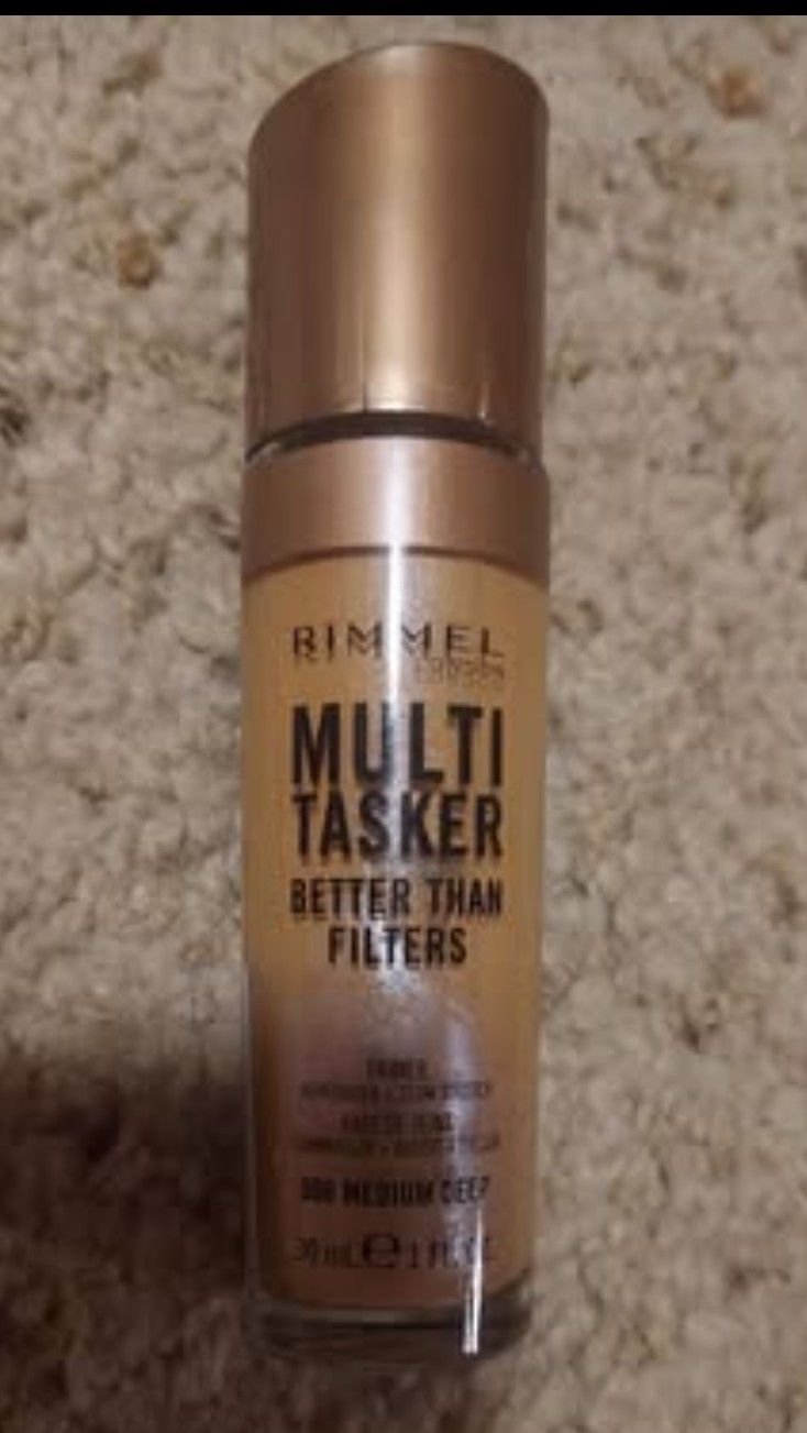 Rimmel MULTITASKER “Better Than Filters”