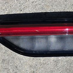 2022 2023 2024 JEEP GRAND CHEROKEE REAR INNER RH RIGHT LED TAIL LIGHT