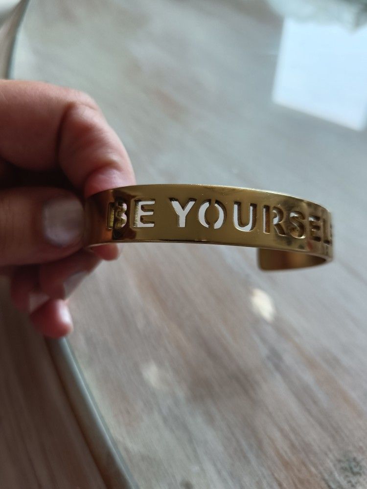 Bracelet