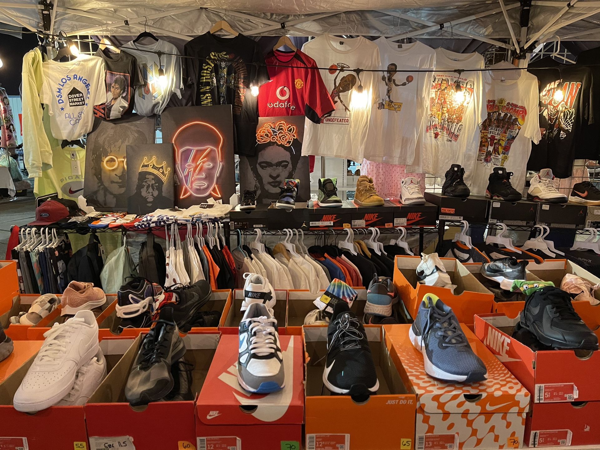 Nike Uniqlo Vintage Jordan Stussy Huf Stance Odd Sox Supreme Undefeated North Face