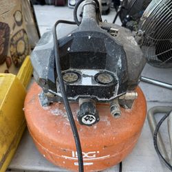 Ridgid 6 Gallon Portable Electric Pancake Air Compressor