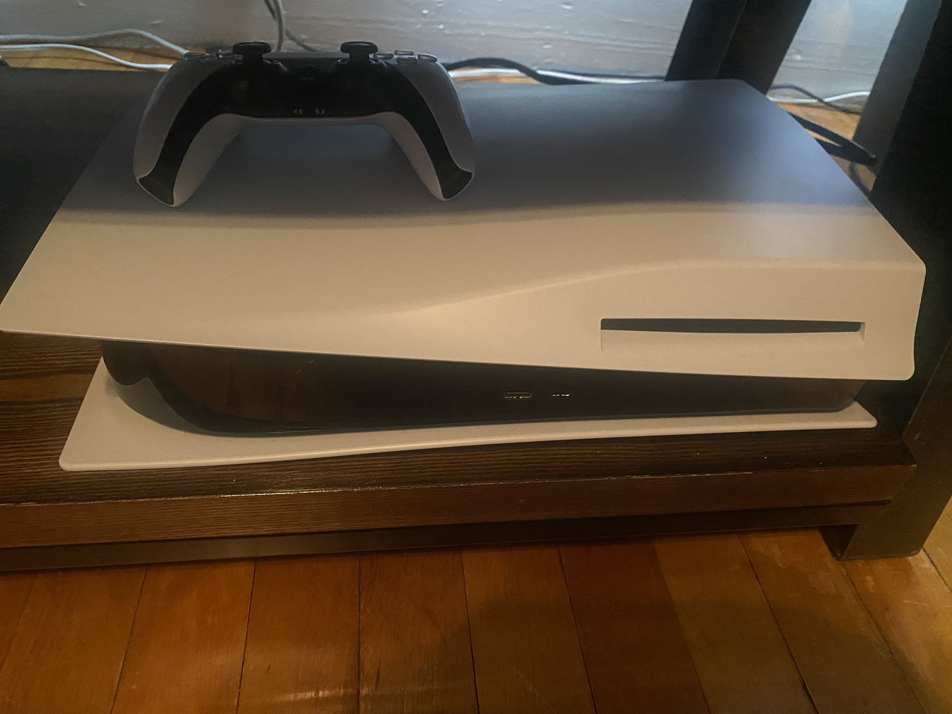 PS5 Like New Disc Edition 