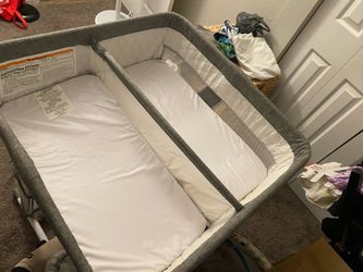 Twin bassinet