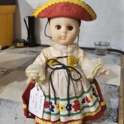 Vogue Dolls Mexico Ginny 8” #1899 From Far Away Lands