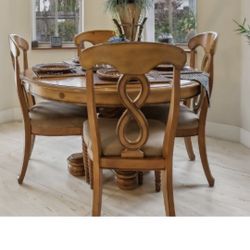 Beautiful Wood Dining Table & 4 Detailed Chairs… Originally Paid $999, ONLY $550