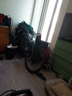 Hyper 26" E-Bike