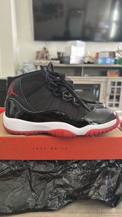 LIKE NEW WORN ONCE Jordan 11 retro GS BRED 2019