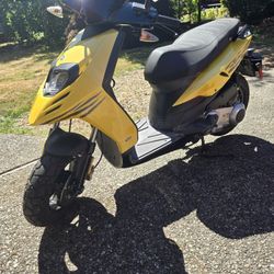 2012 Piaggio Typhoon