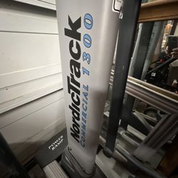 NordicTrack Commercial 1300 elliptical