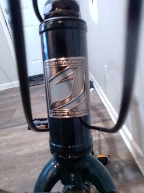Jamis Coda S3 Bicycle