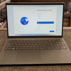 Dell Inspiron 15 3520 (8GB Ram, 256 SSD , 11 Gen Intel R Processor 2.40GHz